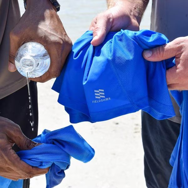 Mobile Cooling Hydrologic Towel 38